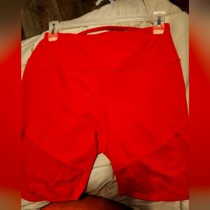 Fit booty strappy back mesh shorts red
